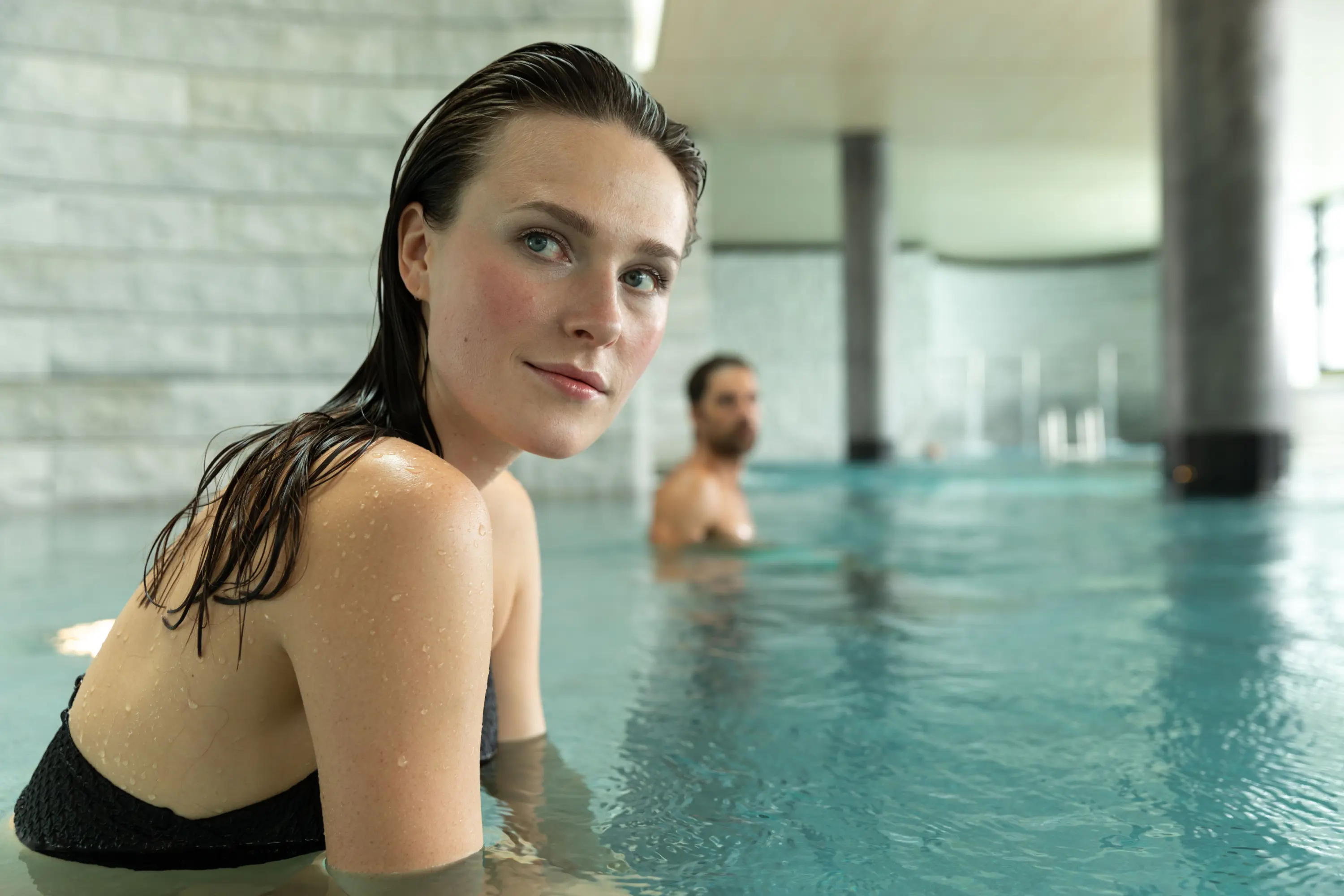 Entspannen im Innenpool auf der Rigi