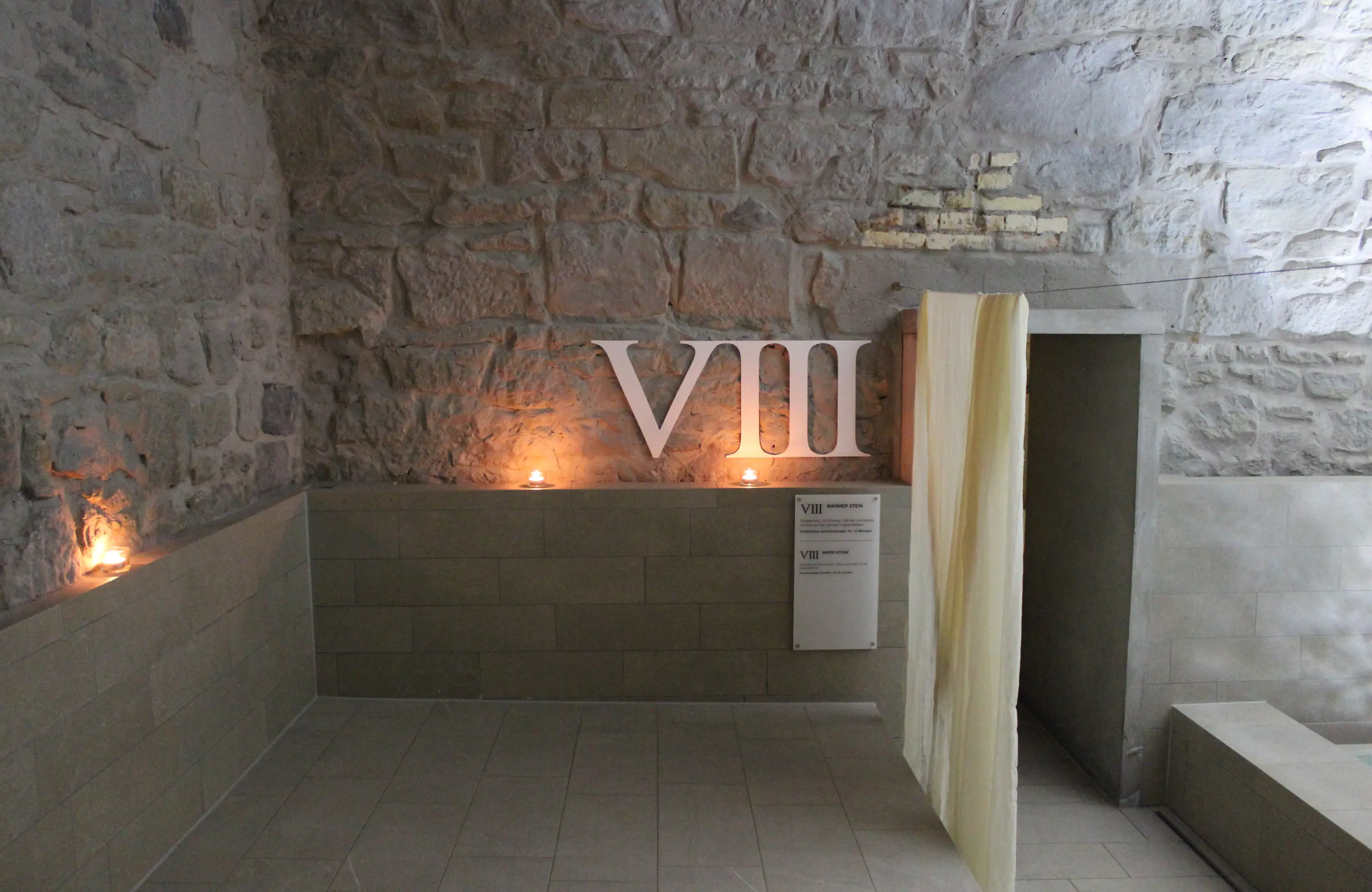 Warmer Stein im Römisch-irischen Spa-Ritual