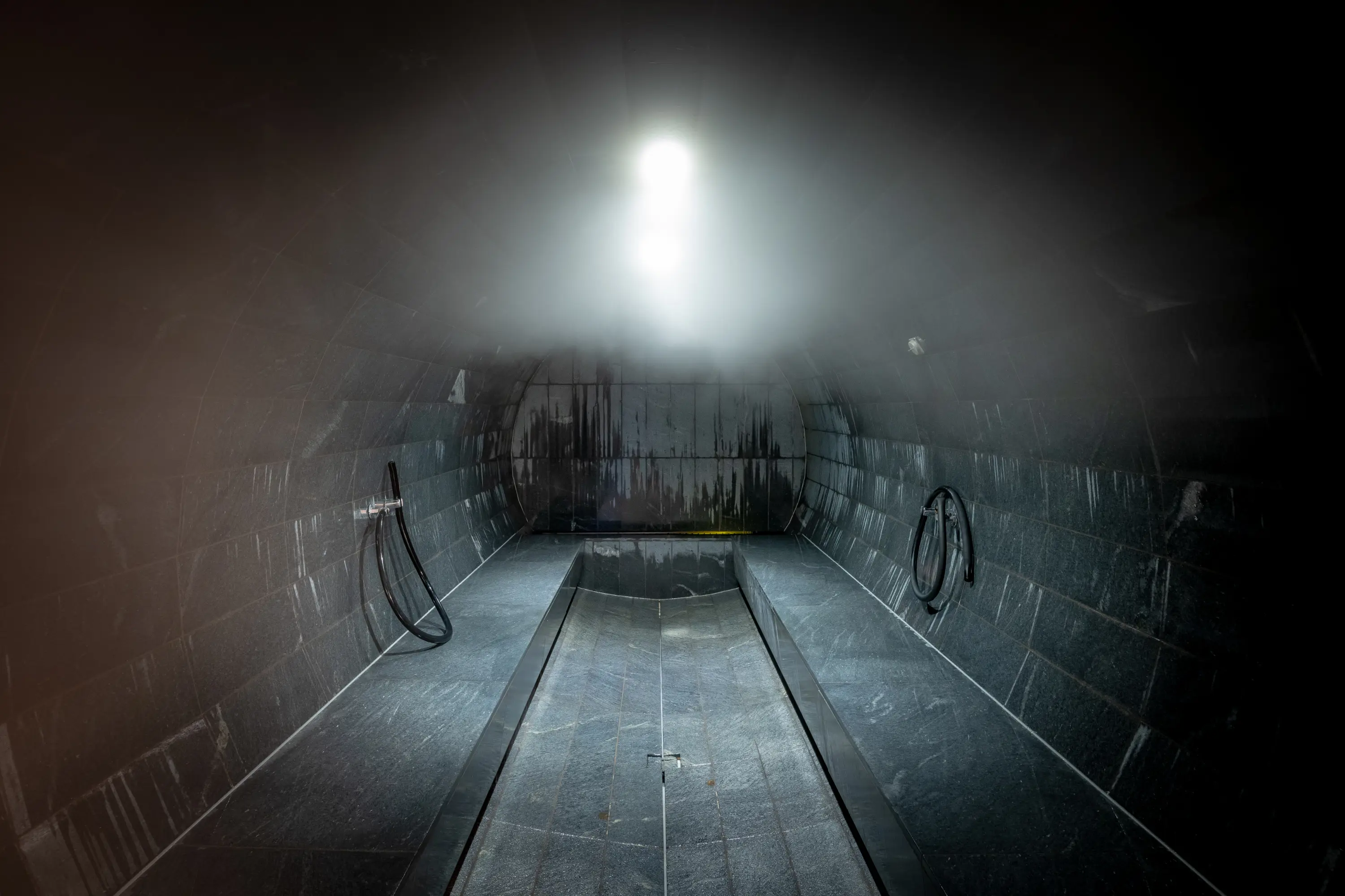 Das Kräuter-Dampfbad fördert die Entschlackung und Entgiftung