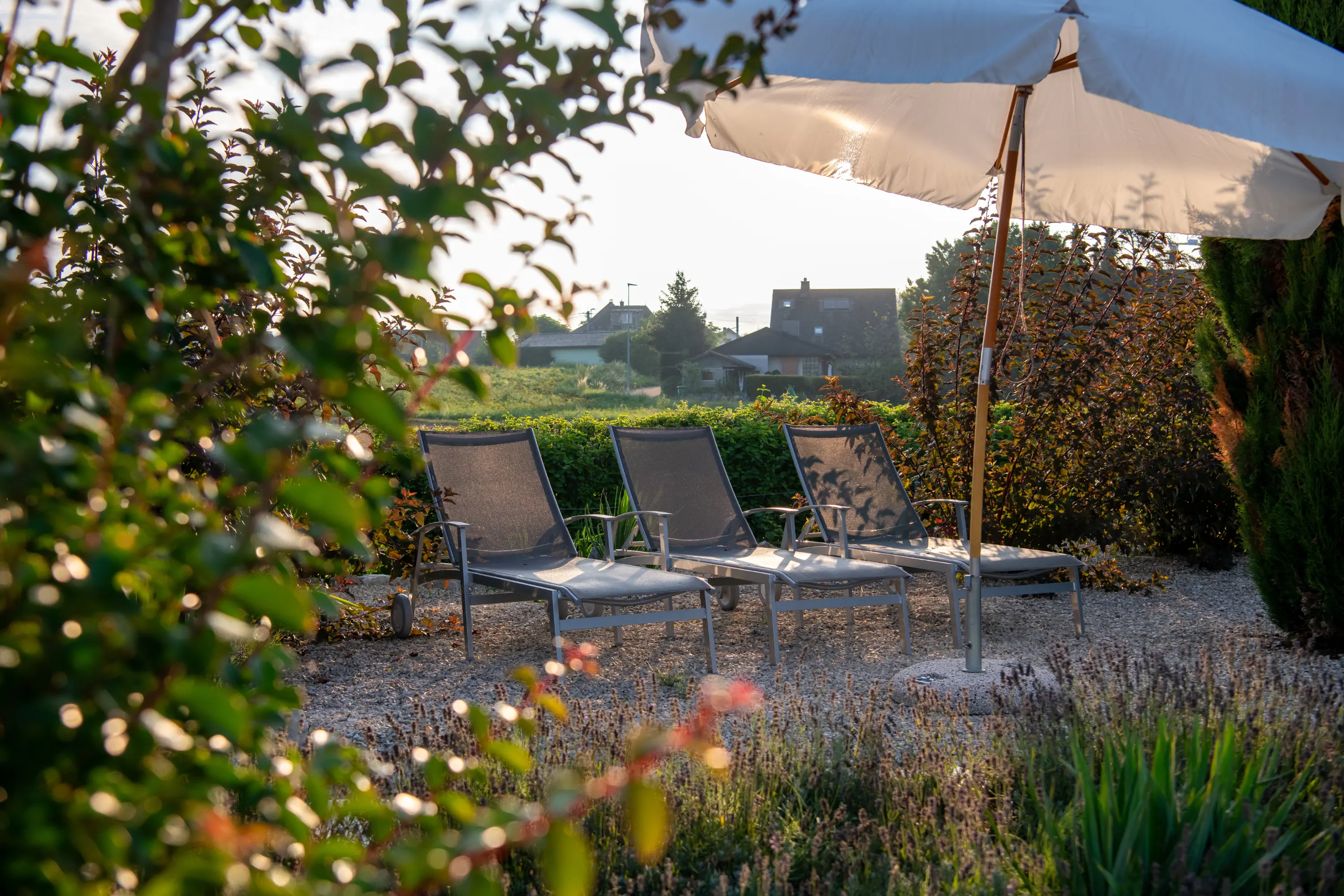 Entspannungsbereich in mediterraner Atmosphäre.