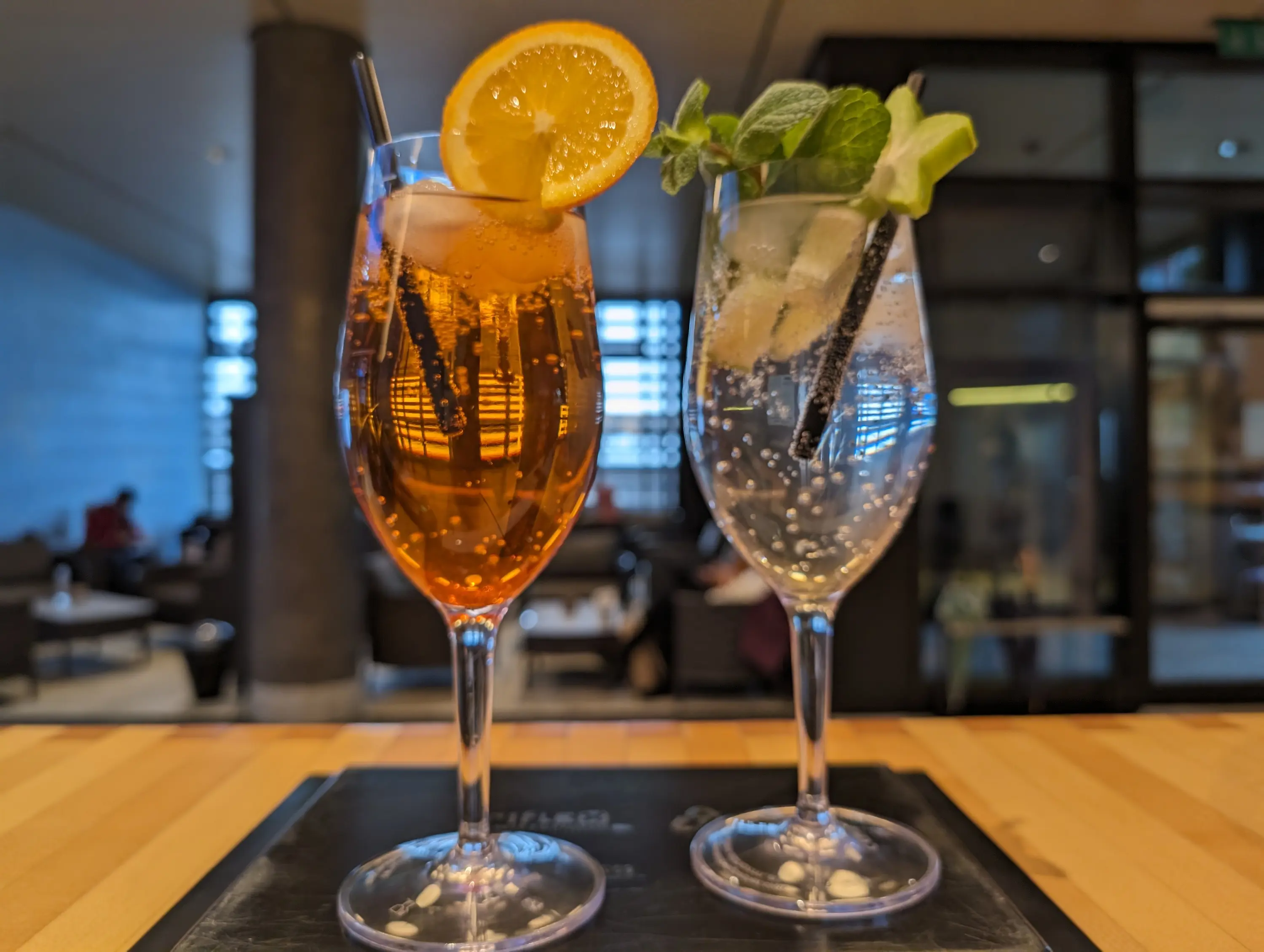 Aperol Spritz und Hugo