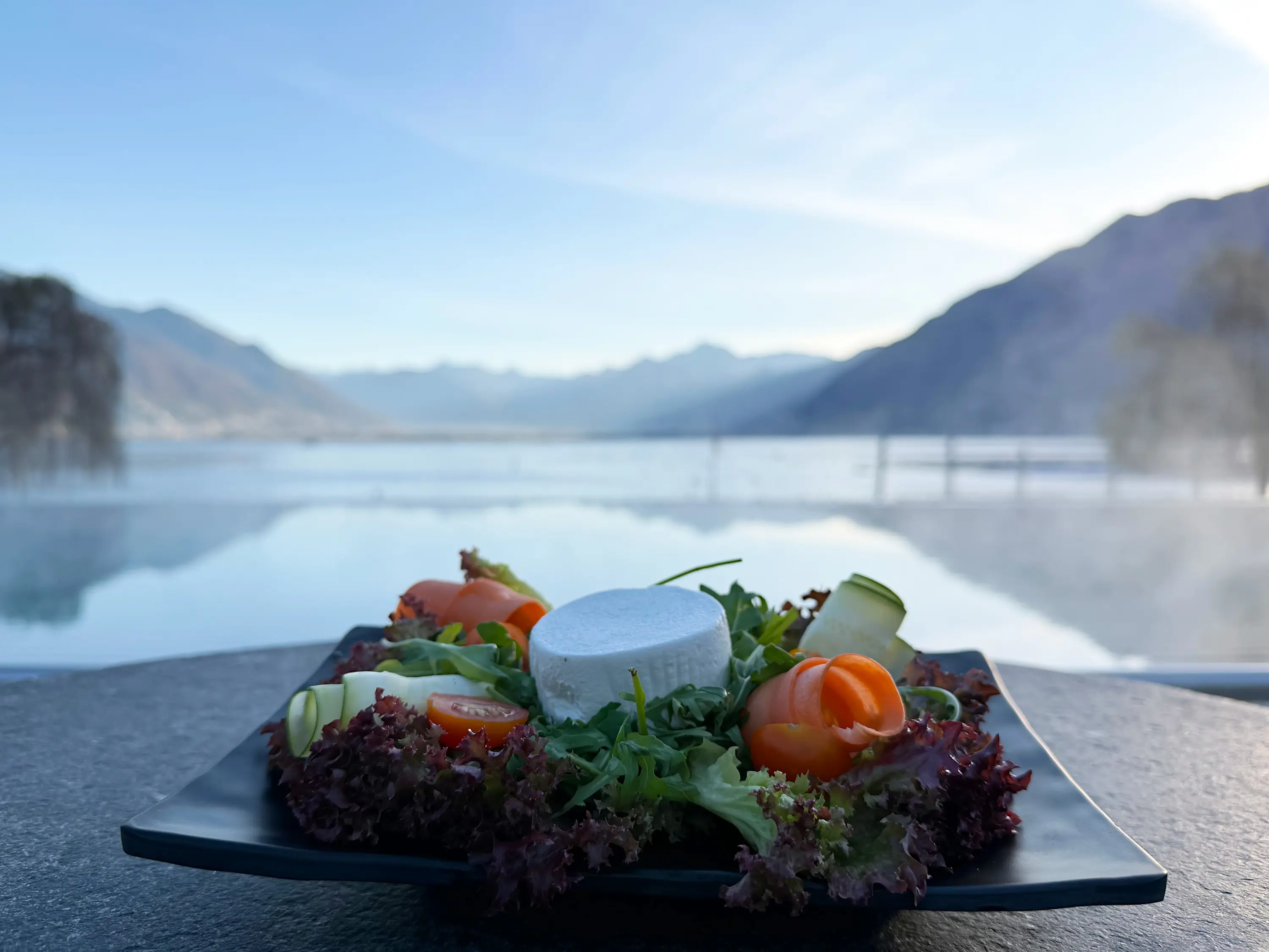 Ziegenkäse garniert