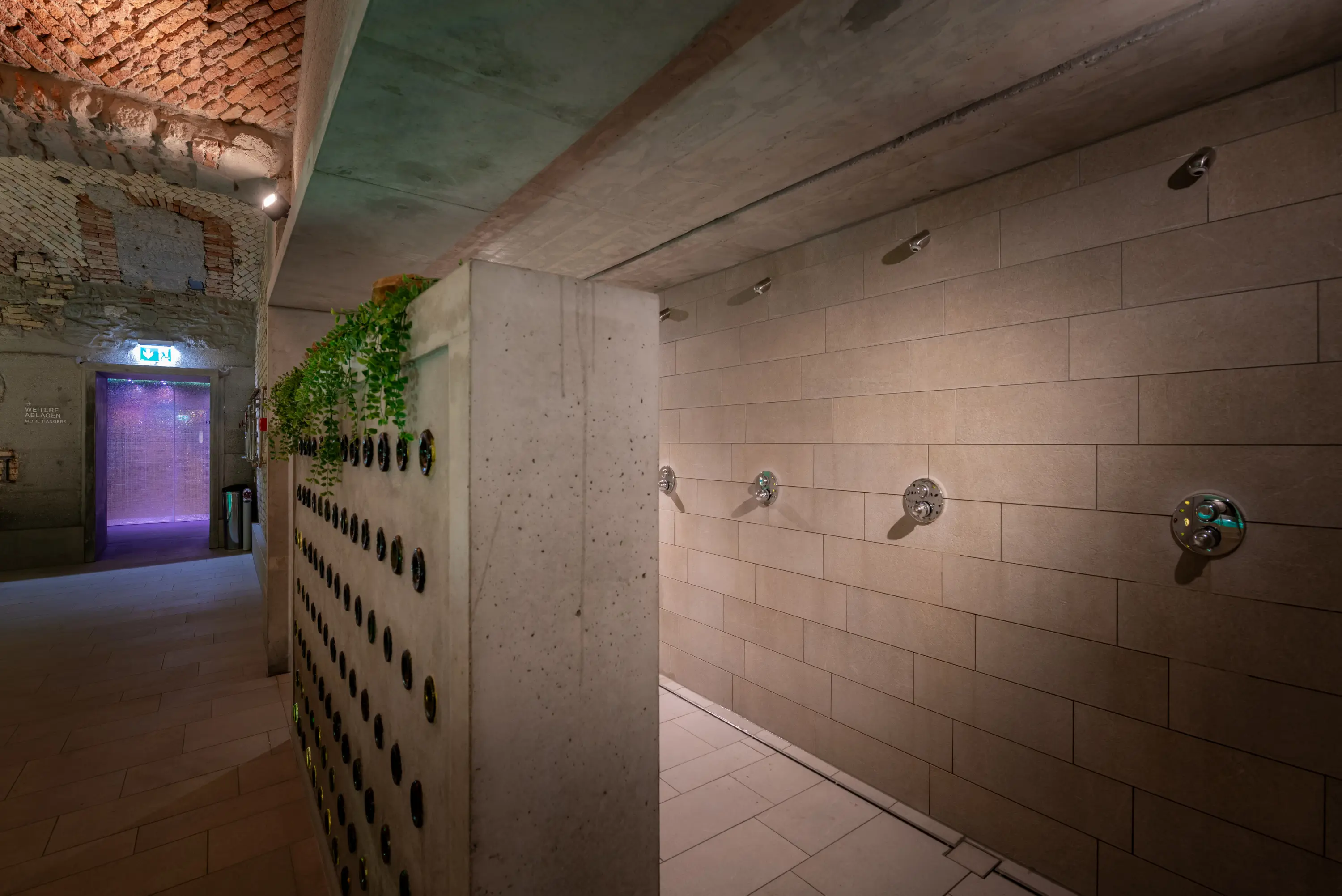 Showers Thermal bath