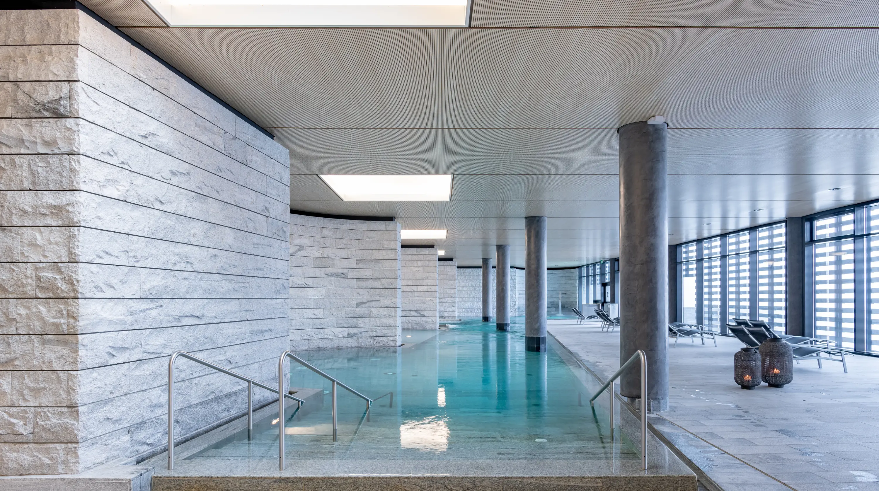 Grosse Badehalle im Mineralbad & Spa Rigi Kaltbad