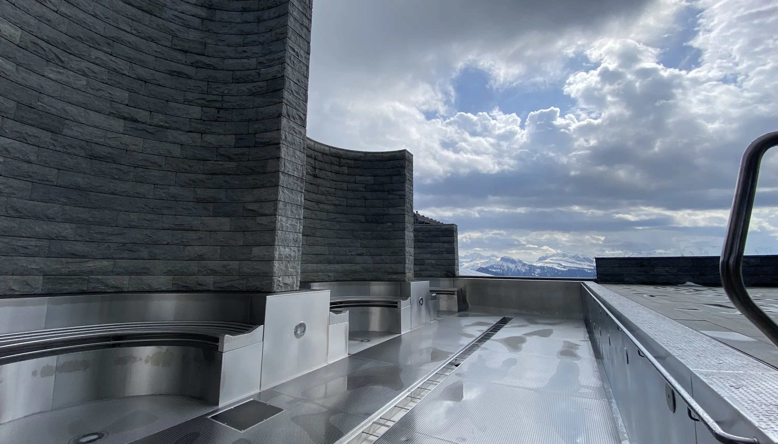 Wartungsarbeiten im Mineralbad Rigi