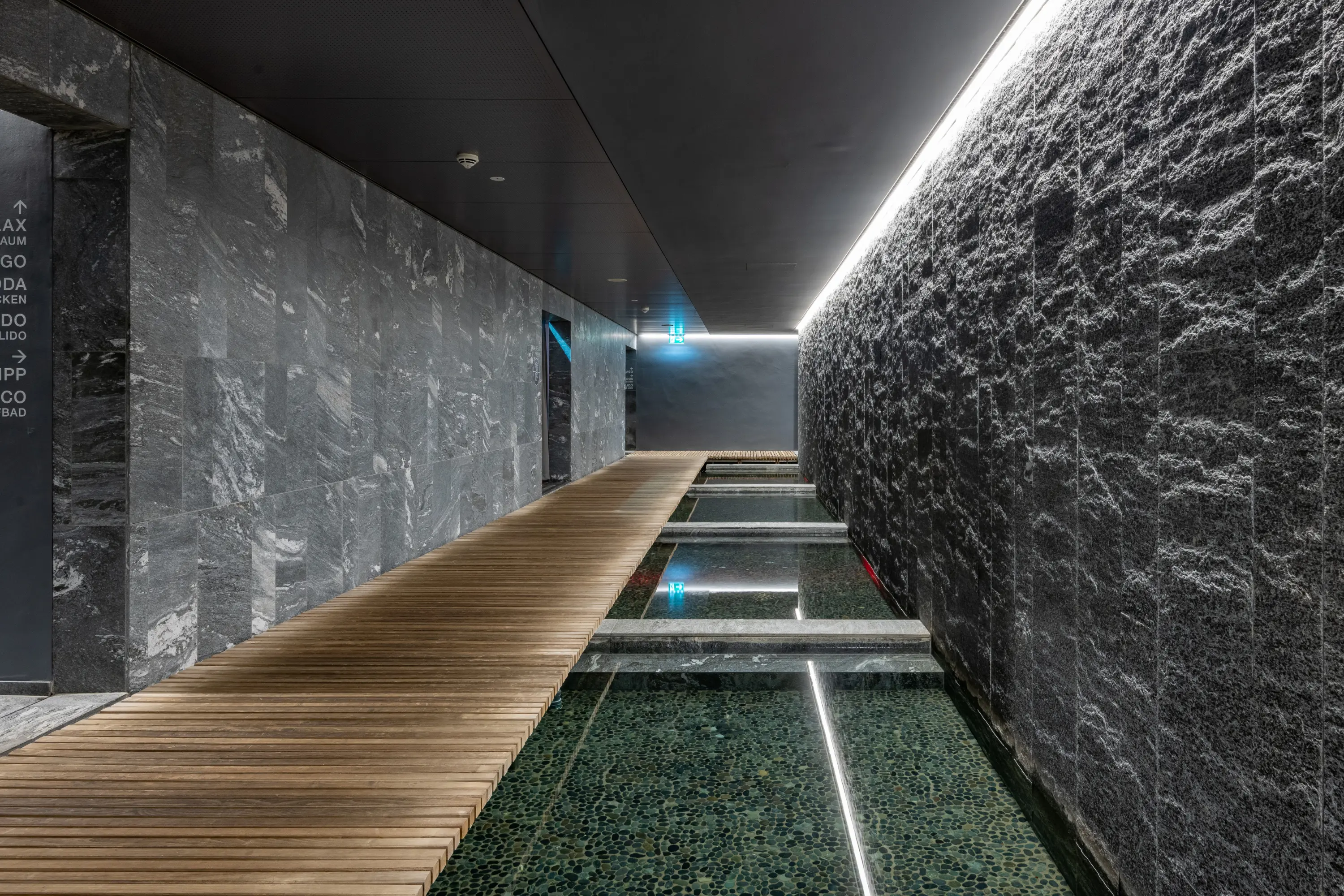 Kneippweg in der Saunawelt