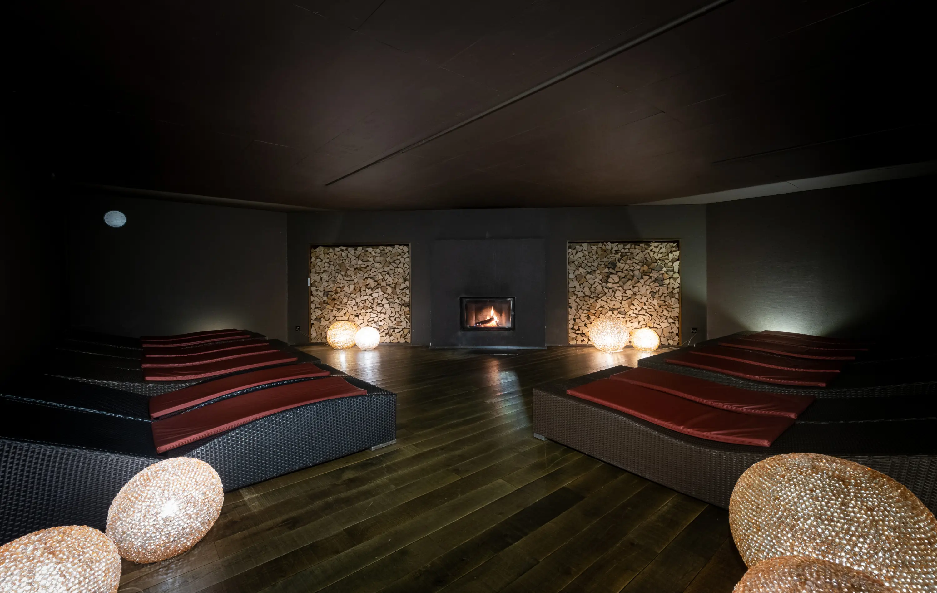 Fireplace relaxation room