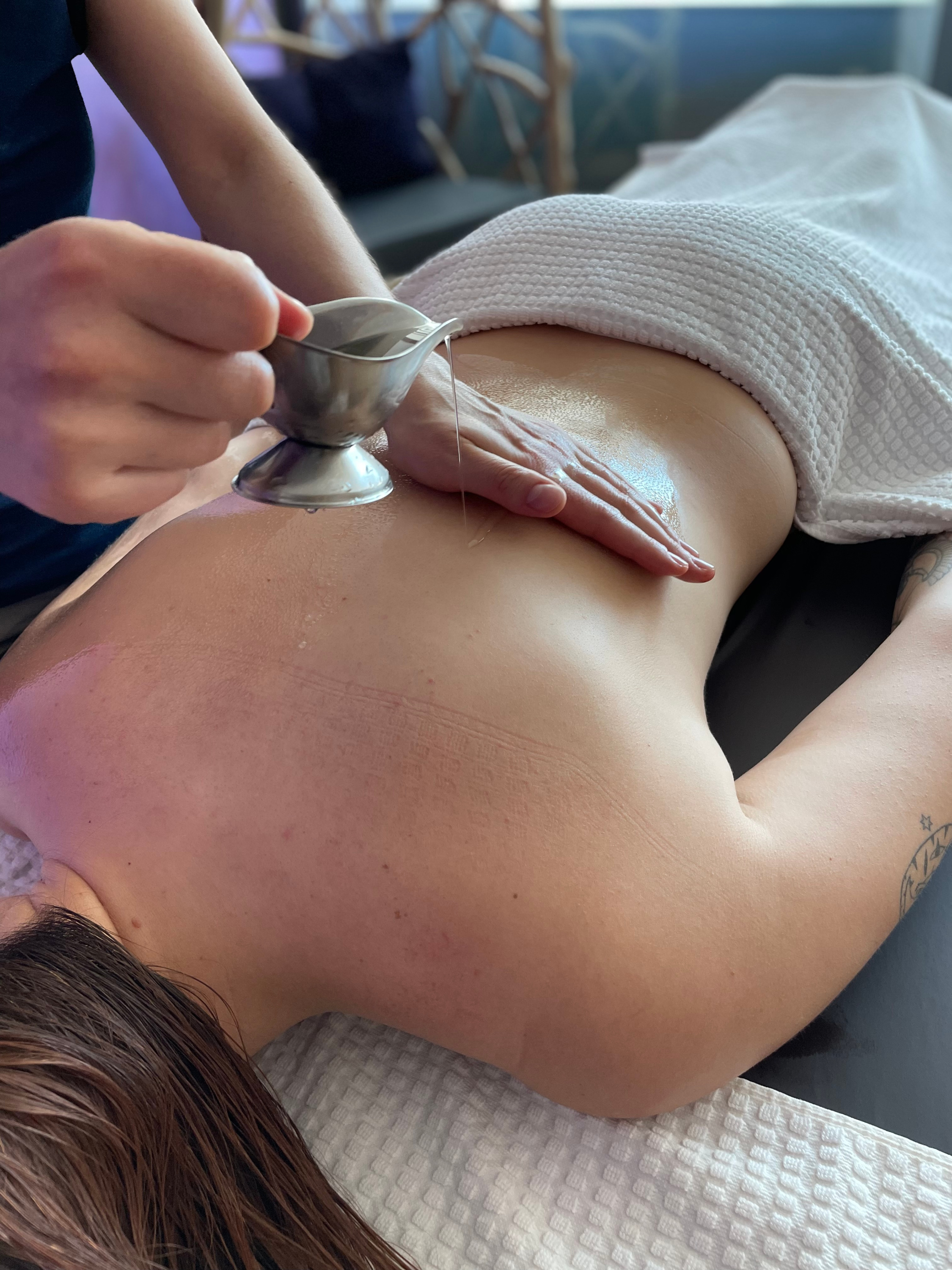 Gutschein Time to Chill Oil Massage inkl. NaturSolebad & Sauna